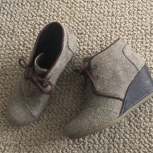 Toms Booties